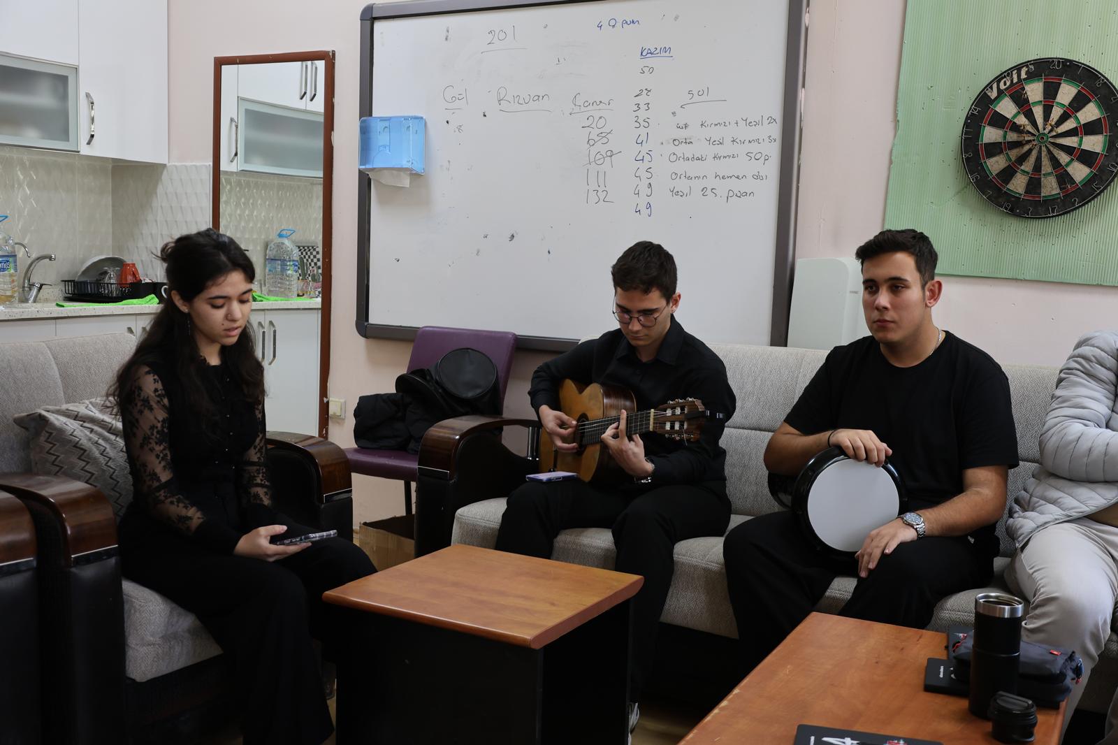 Başkan Soyuak’tan Öğretmenler Günü Ziyareti